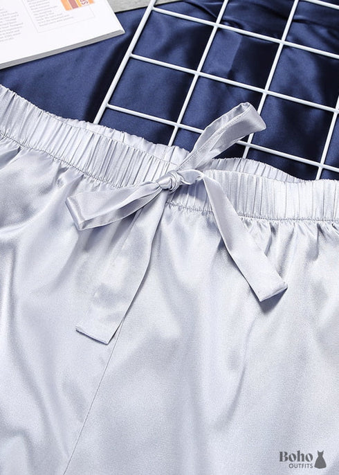 Pijama bohemio, conjunto de pijama de satén Clementine en plata, rosa y champán.